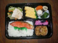 和風鮭弁当