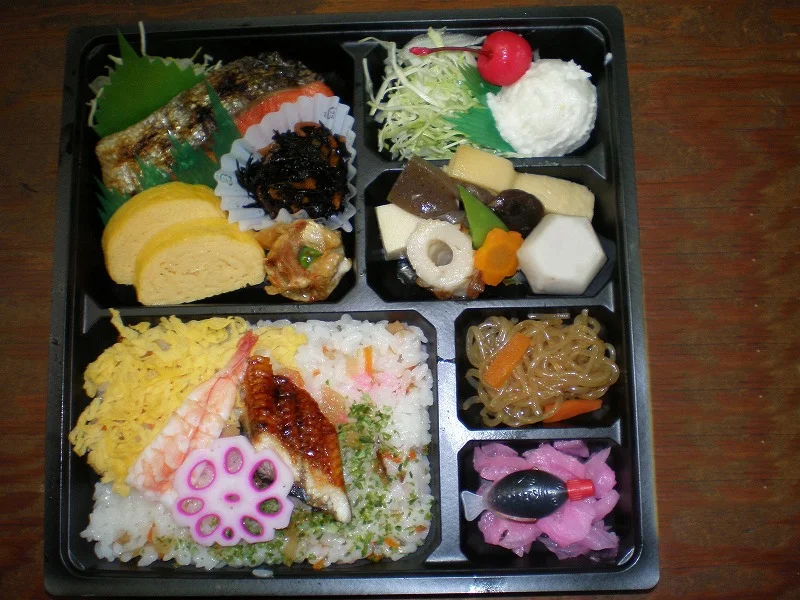 散し寿司幕の内弁当