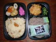 かやく冷しざるそばセット